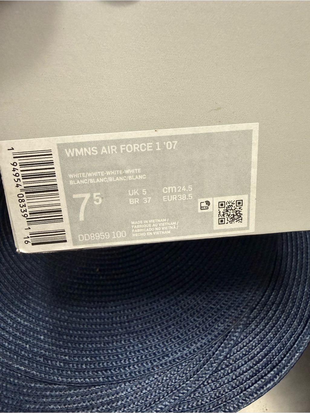 Nike Wmns Air Force 1 '07 White Box Label